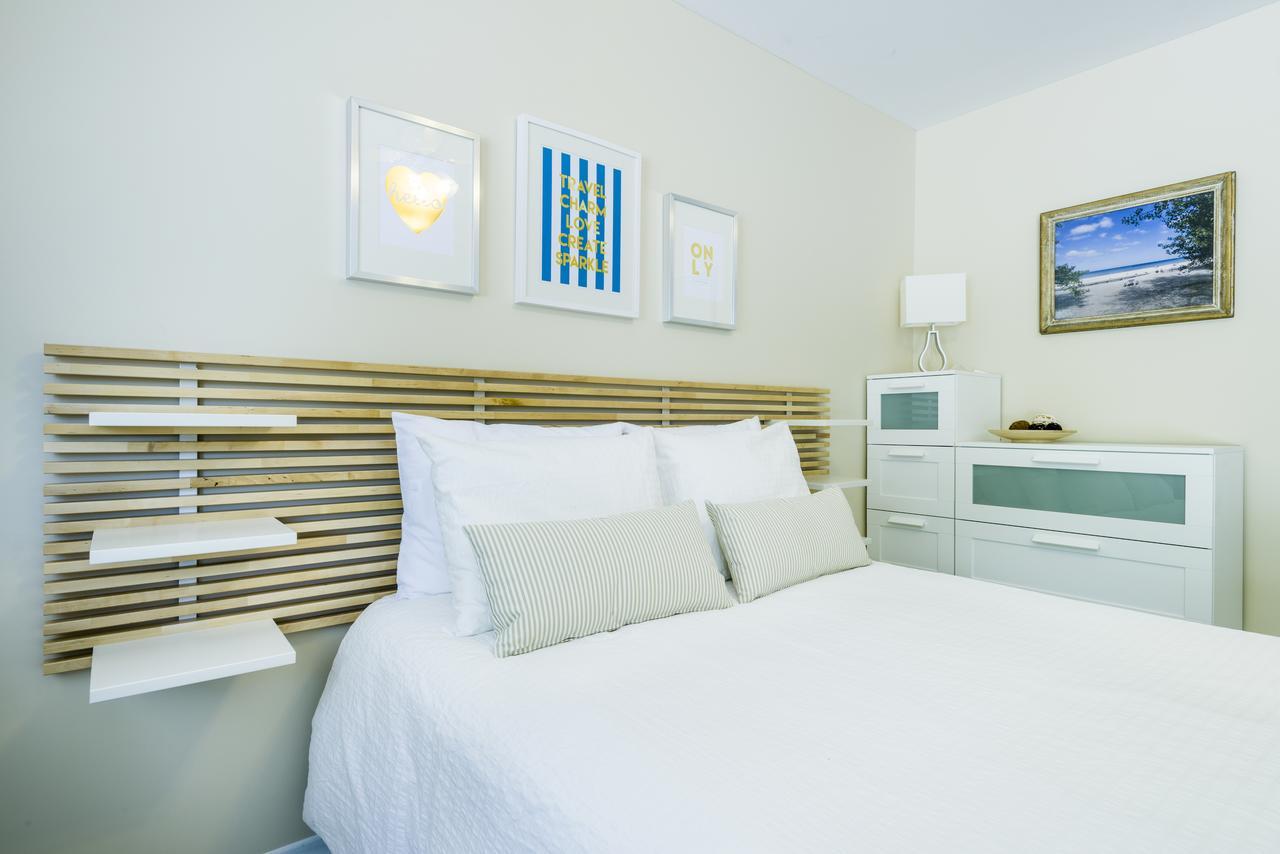Hollywood Cottages Wasaga Beach Εξωτερικό φωτογραφία
