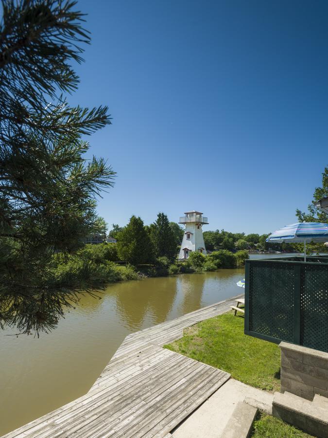 Hollywood Cottages Wasaga Beach Εξωτερικό φωτογραφία